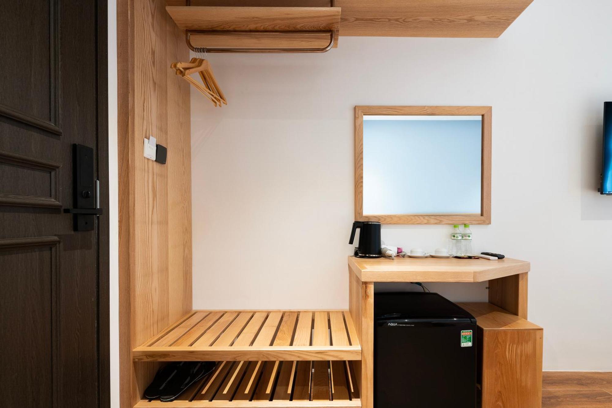 Haven Hut Riverside Hotel Хошимин Экстерьер фото