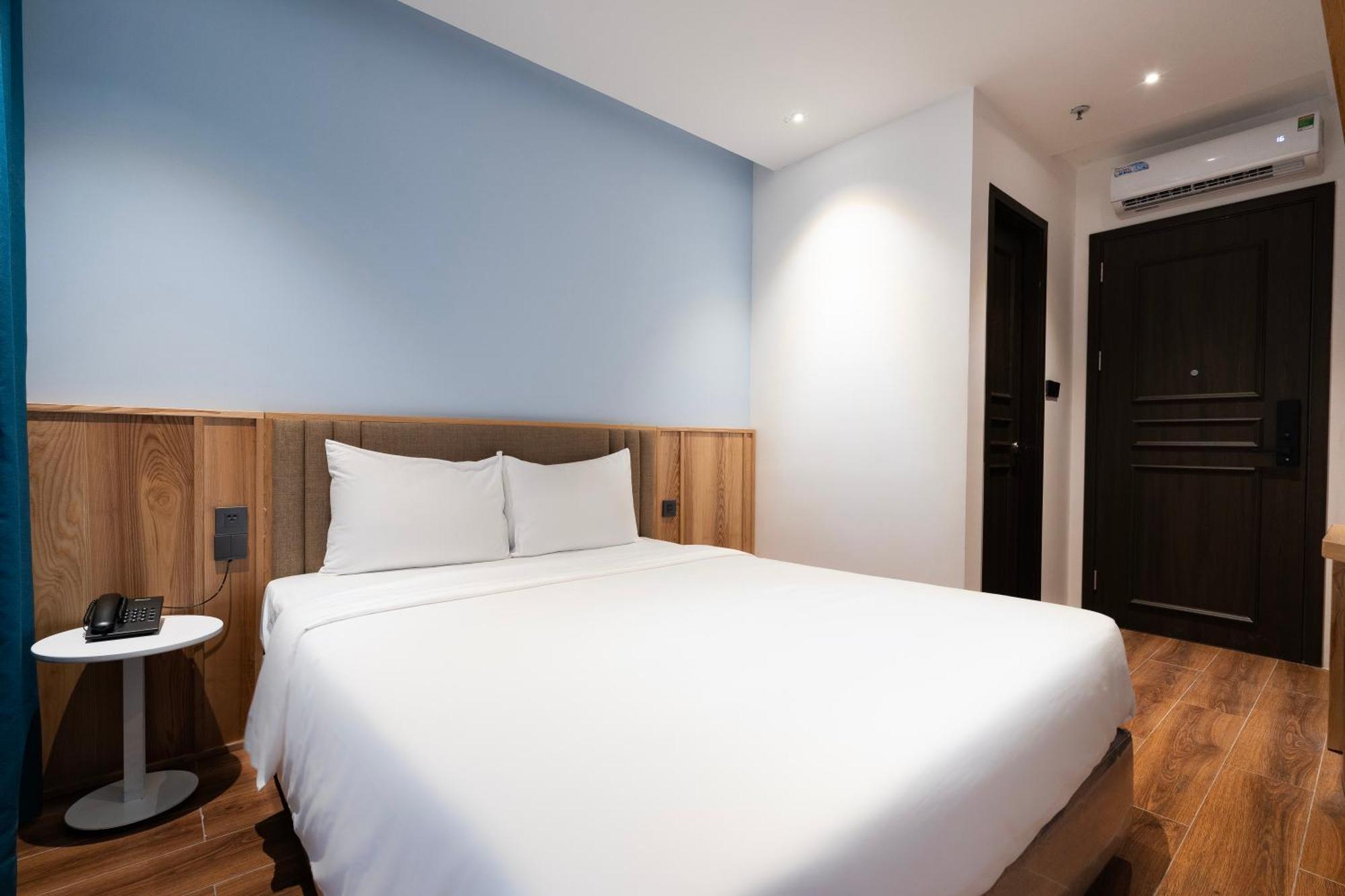 Haven Hut Riverside Hotel Хошимин Экстерьер фото